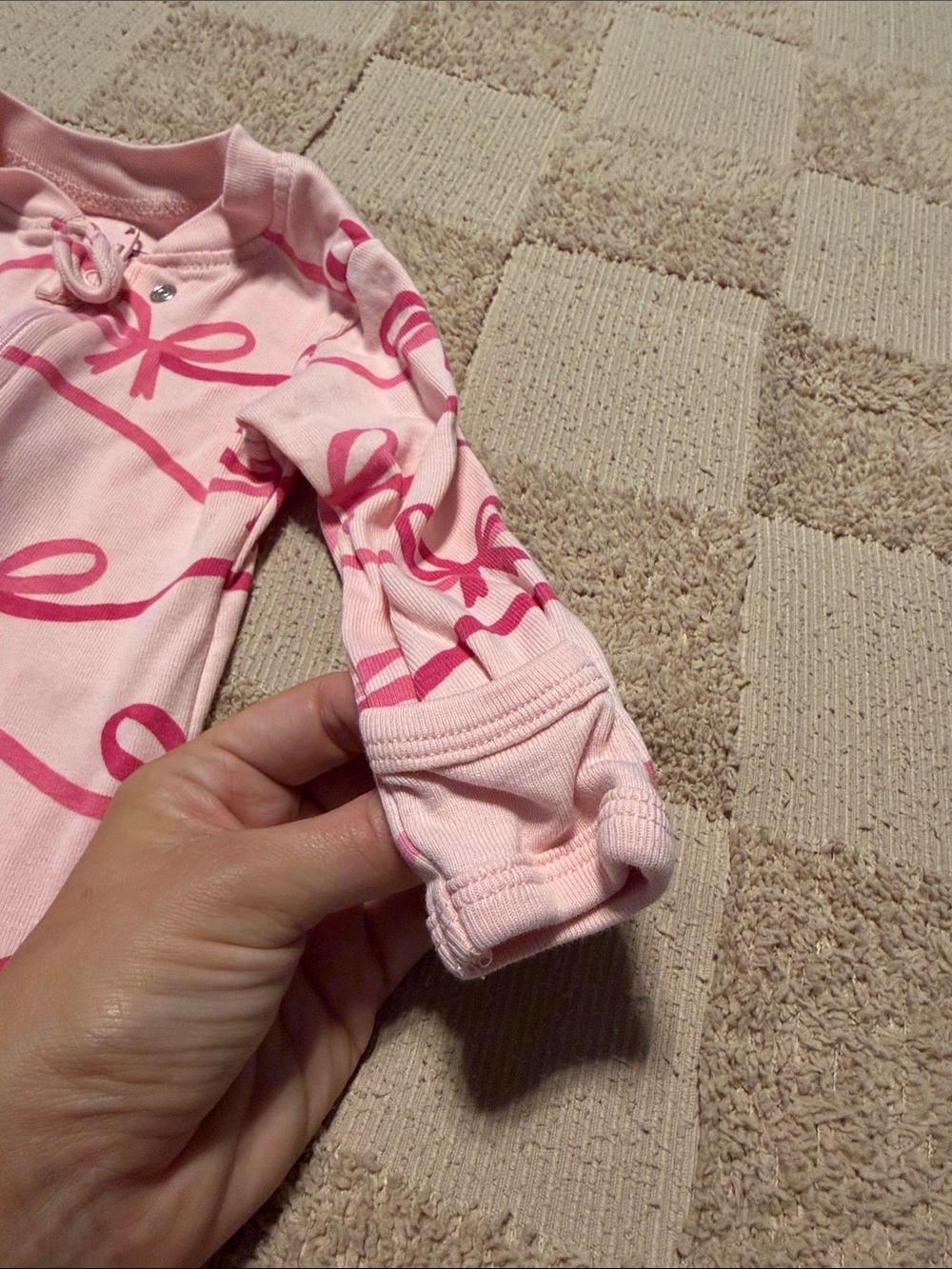 Paris Hilton Light Pink Footed One-Piece with Dark Pink Bow Print - Picture 3 of 4